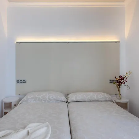 Apartmán Senabre Palais *