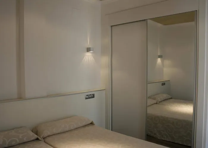 Senabre Palais Apartment