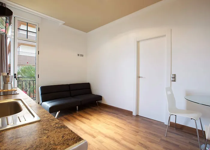 Senabre Palais Apartment