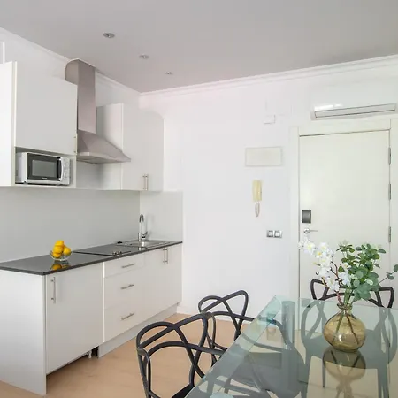 Senabre Palais Διαμέρισμα Μπένιντορμ